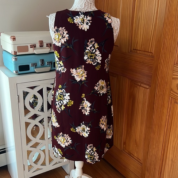 NWOT LOFT Petite Floral Dress - Picture 3 of 6
